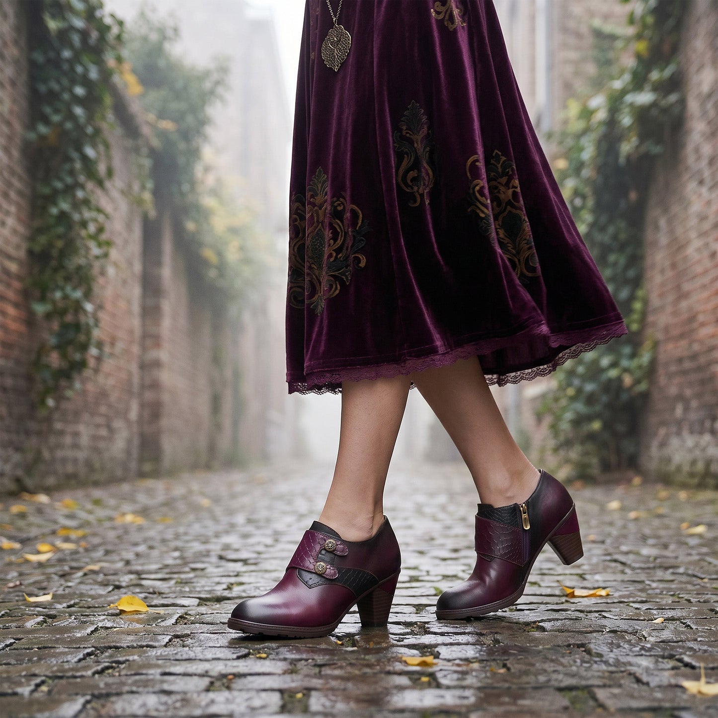 Rose Pattern Buckle Strap Vintage Pumps
