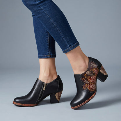 Retro Pattern Leather Zipper Pumps